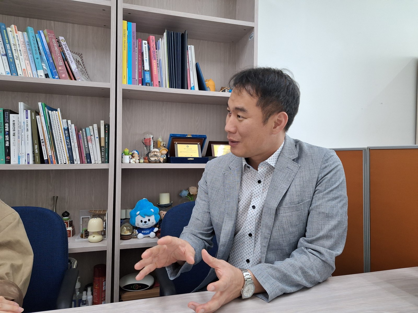 황현호 교수 인터뷰